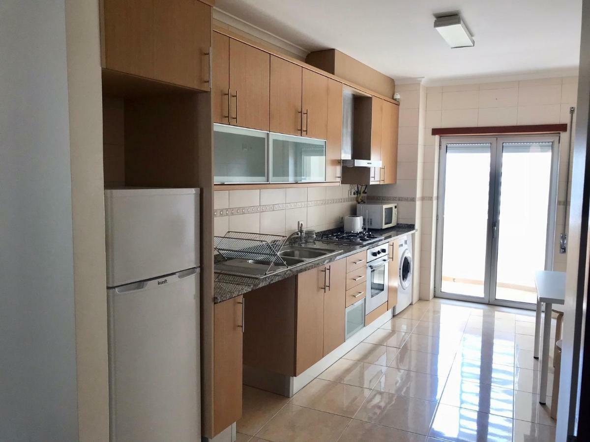 Nazare Beach Apartments Eksteriør bilde